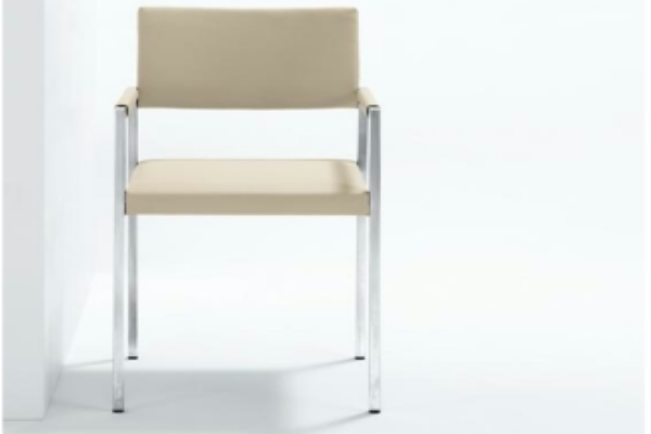 DIVA Armlehnstuhl, Ausstellungsstück(e)