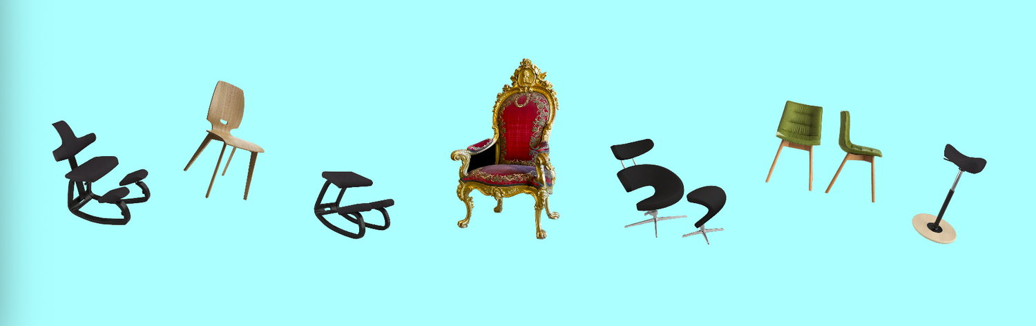 Ein antiker Thron schwebt, umgeben von Stühlen von der Firma Sixay, Giersberger, Varier, auf hellblauem Hintergrund