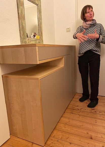 EULA Anfertigung eines eigenen Entwurf Flurmöbels