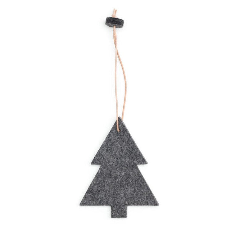 Anhänger Tannenbaum in grauem Filz
